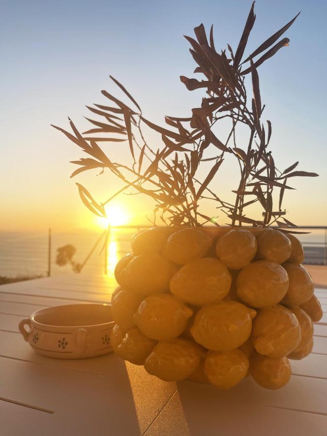 Villa Sofia *Luxury Experience In Calabria Дзамброне Екстериор снимка
